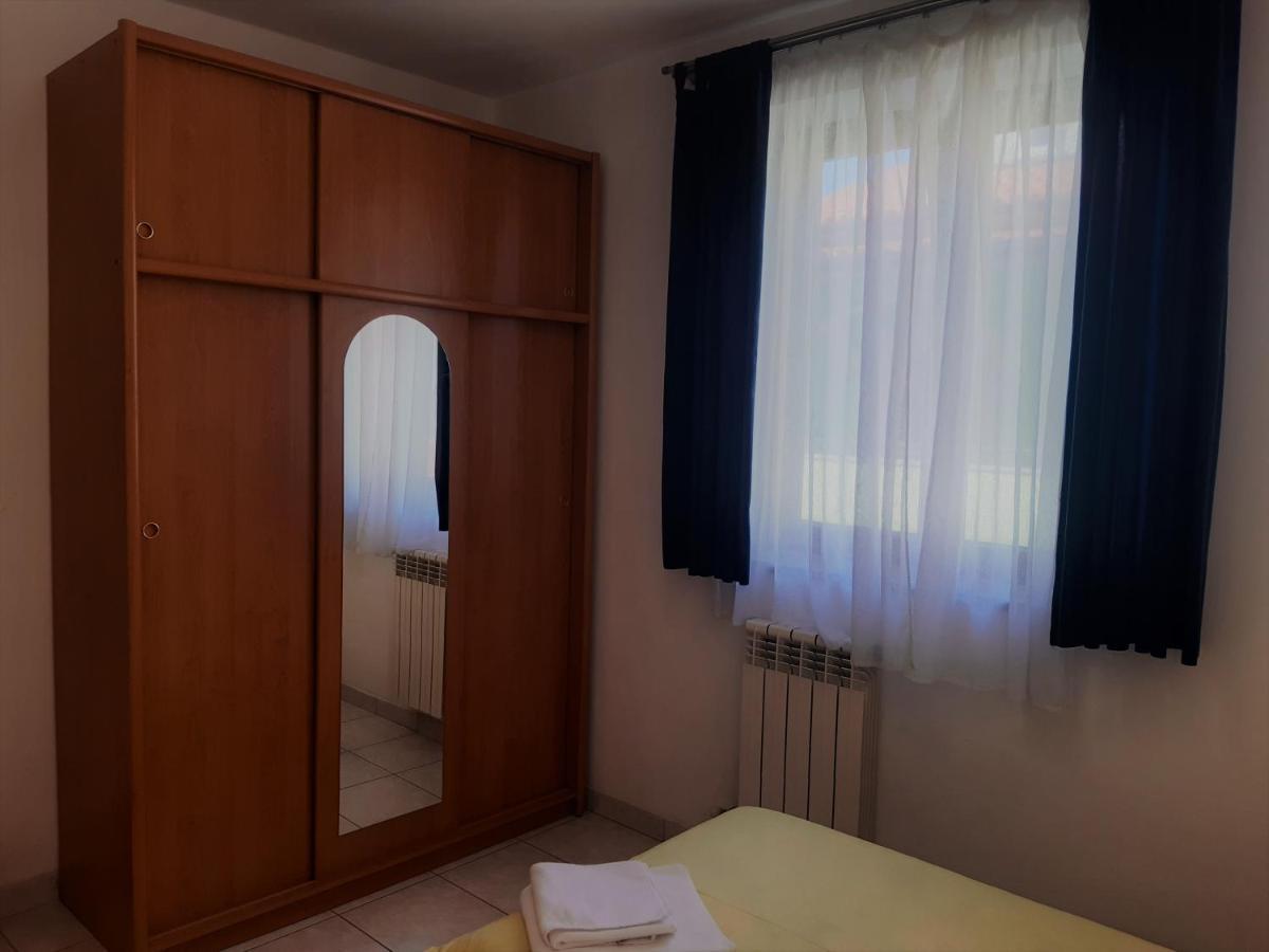 Apartments Barbara Gregovica Πούλα Εξωτερικό φωτογραφία