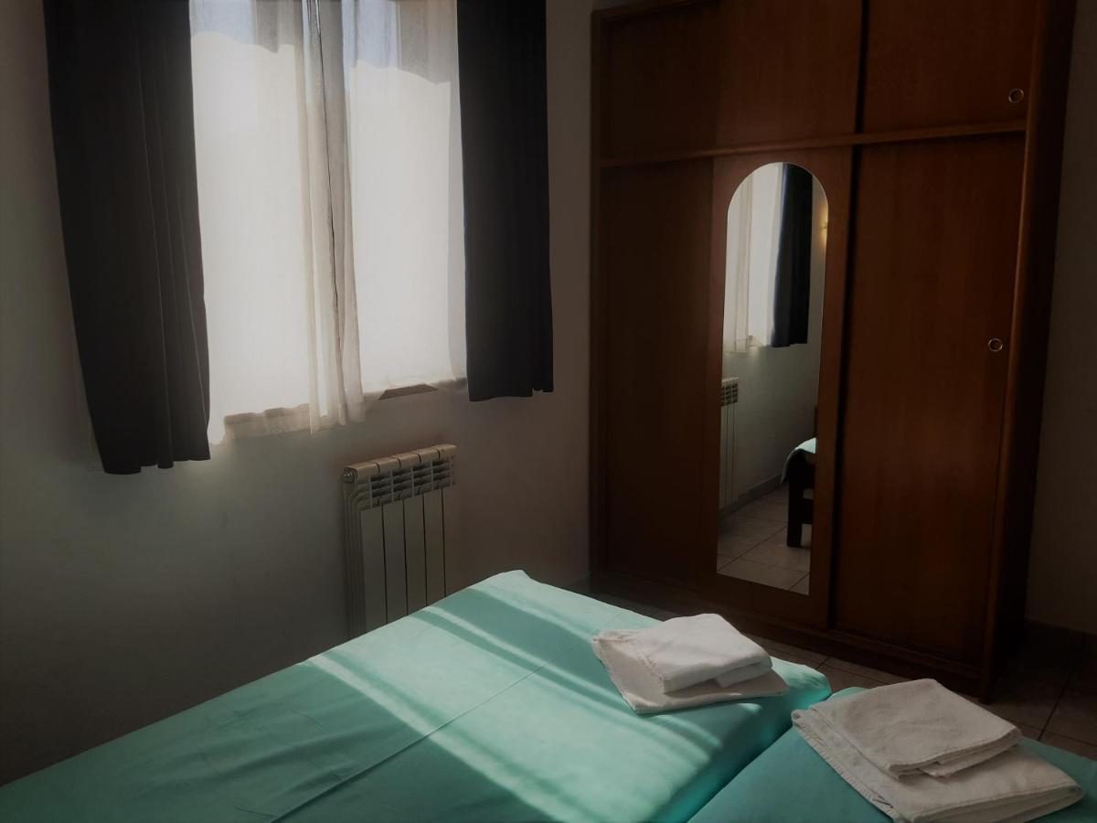 Apartments Barbara Gregovica Πούλα Εξωτερικό φωτογραφία